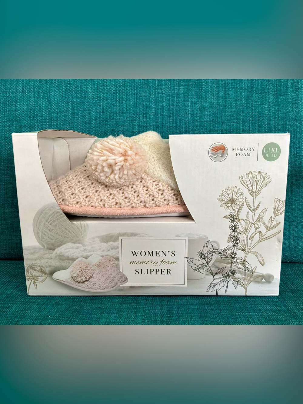 Women’s Brand New Memory Foam Slippers Size L/XL (9-10) Shell Pink